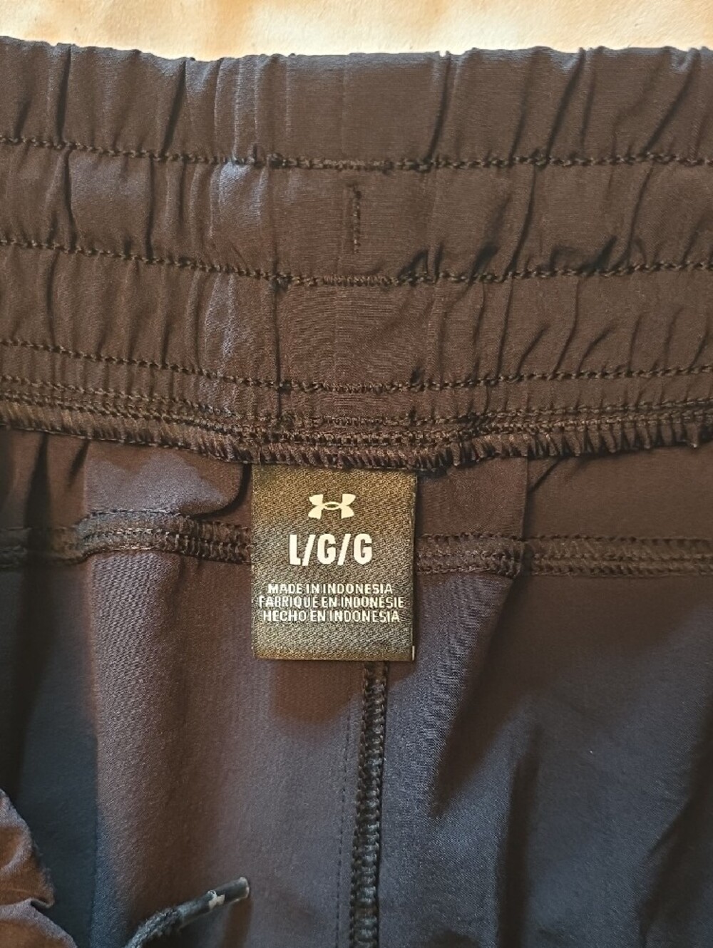 Under Armour Black Elastic-Waist Athletic Shorts - Picture 3 of 5
